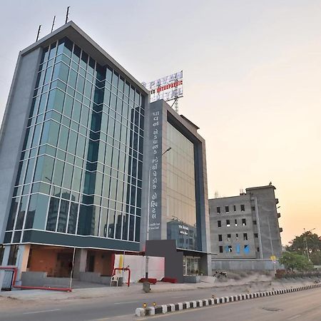 سورات Hotel Royal Rituals Vesu المظهر الخارجي الصورة